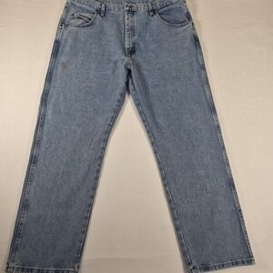 Wrangler Rugged Wear Blue Jeans Men's 40x30 Relaxed Fit Denim Pants Light Wash